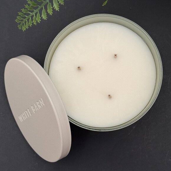 BBW Moonlit Goddess White Barn Bath & Body Works 3 Wick Candle - Picture 6 of 10